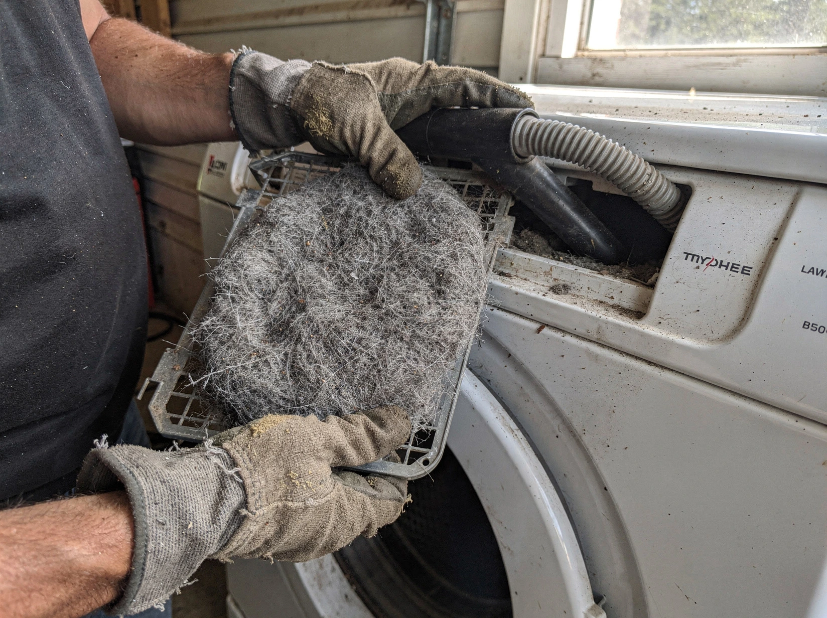 Cleaning Dryer Lint Trap service in Hendersonville, TN
